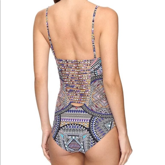 Red Carter Cutout Peek-a-boo Swimsuit Size Small - Picture 3 of 9